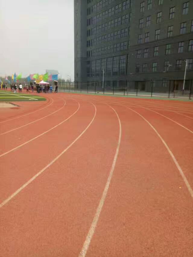 新乡科技学院